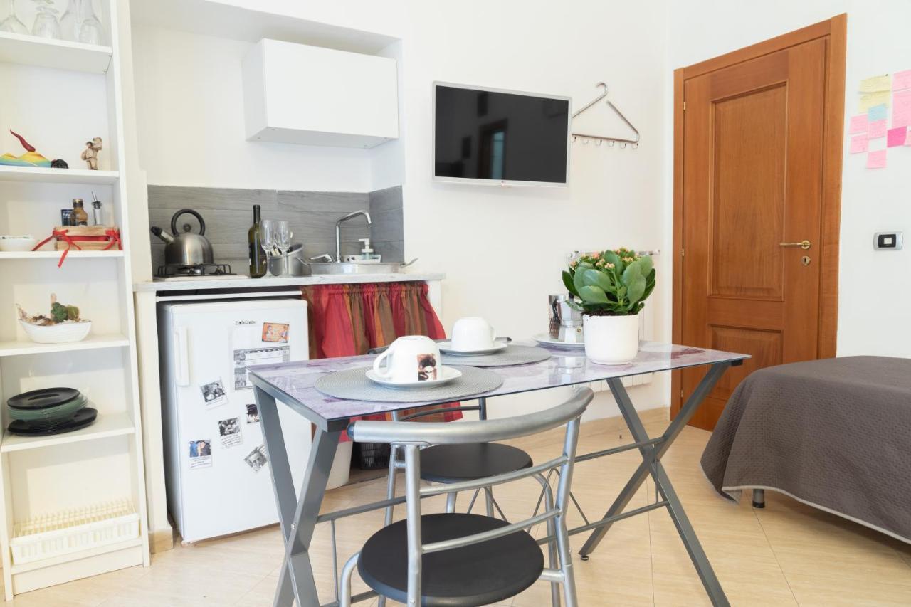 Neapolitan Style Apartrment Exterior foto