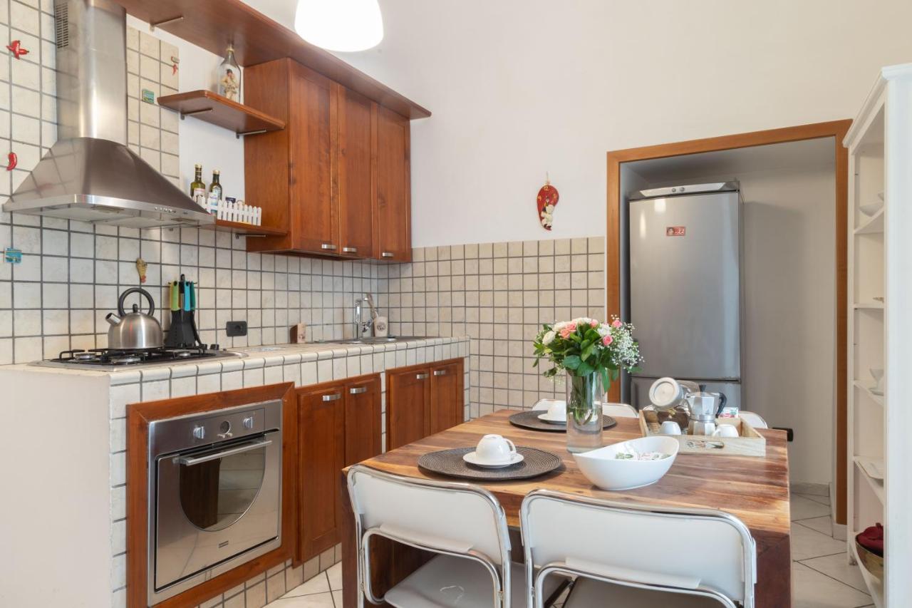 Neapolitan Style Apartrment Exterior foto
