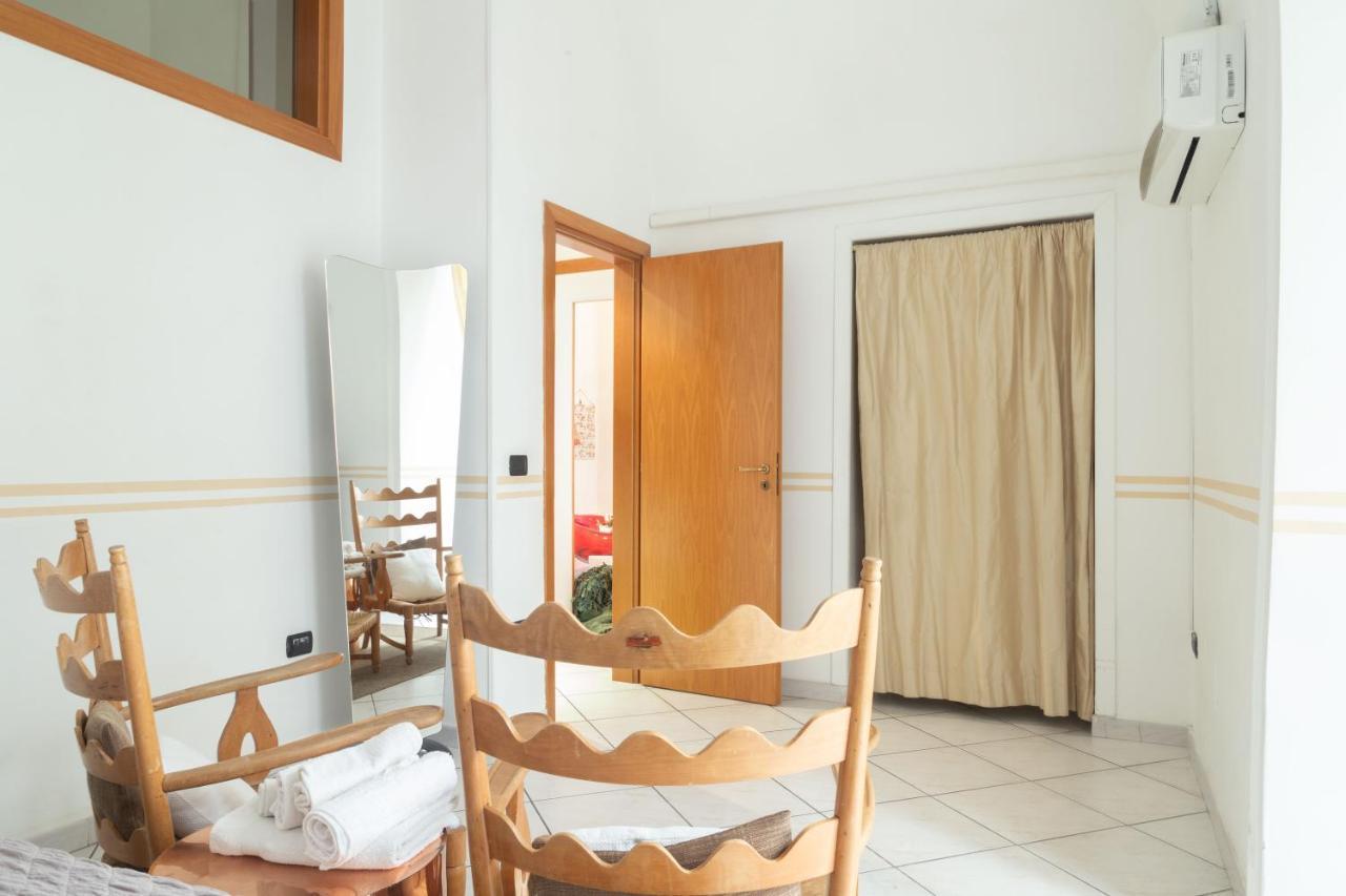 Neapolitan Style Apartrment Exterior foto